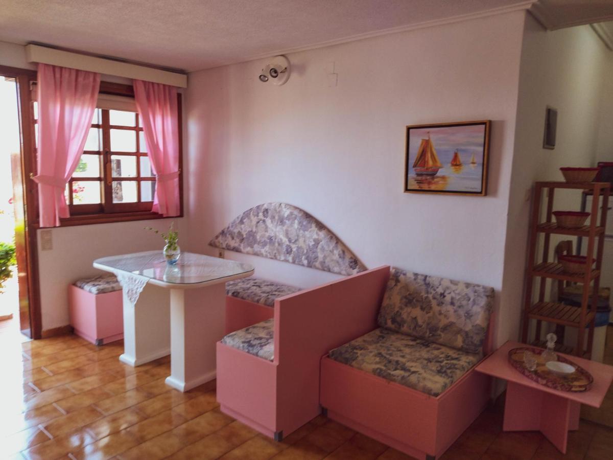 Ostria Apartments Kalives 卡莱维斯 外观 照片